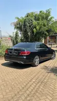 Mercedes-Benz E250 2016 Nyeusi - 5
