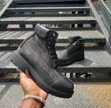Plain Timberland Boots - 1
