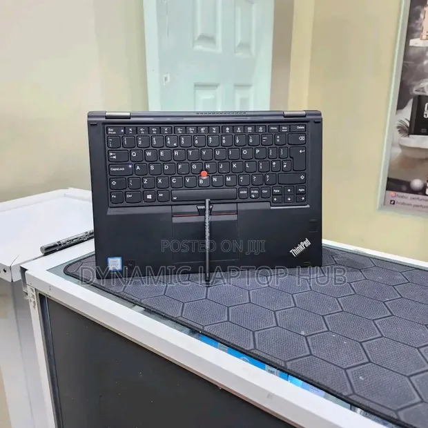 Lenovo ThinkPad X380 Yoga 8GB Intel Core i5 SSD 256GB - 1