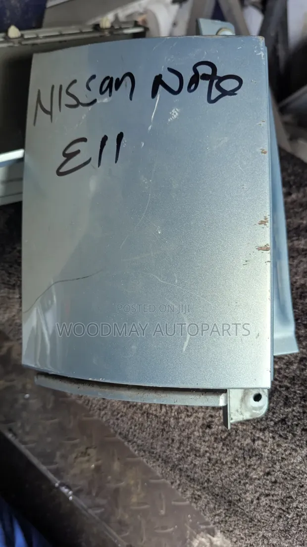 Nissan Note E11 Rear Bumper Covers - 1