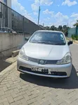 Nissan Wingroad 2011 Silver - 1