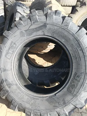 16.9-28 BKT Industrial Tyre for Backhoe