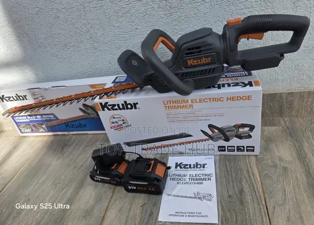 Kzubr Lithium Cordless Hedge Trimmer (Betri 2 & Charger) - 1
