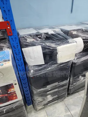 Kyocera Taskalfa 3212i Printer ya Multifunction Nyeusi na Nyeupe