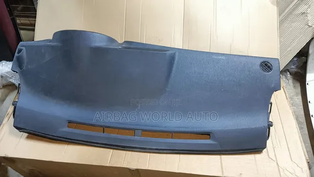Dashboard ya Toyota Vitz Juela 2015 - 1