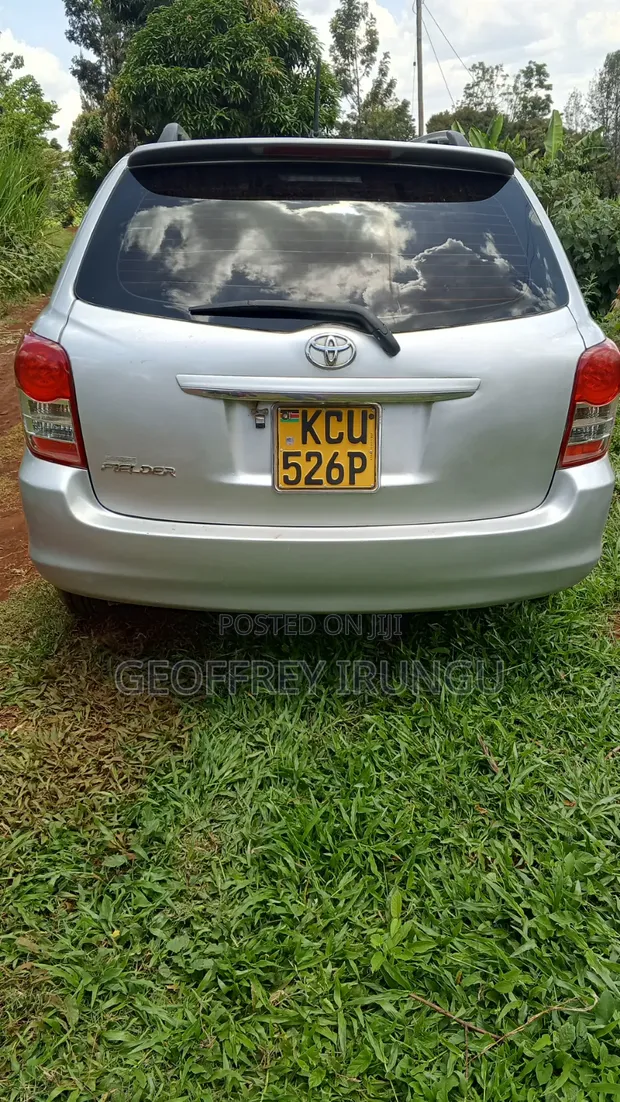 Toyota Corolla Fielder 1.5 Petrol FWD 2012 Silver - 1