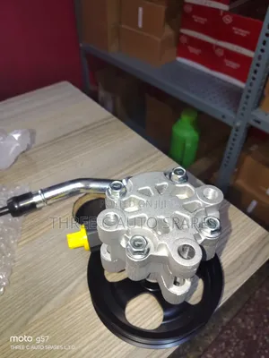 Brand New V8 2UZ Steering Pump for Land Cruiser