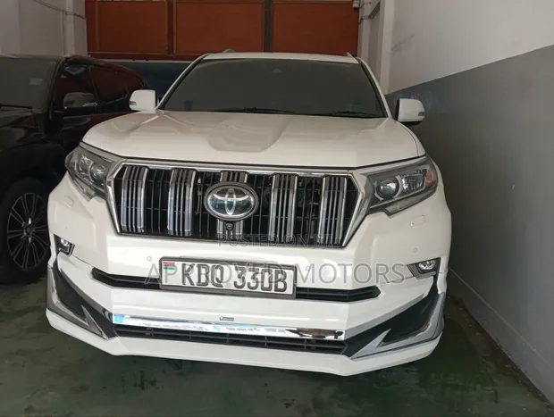 Toyota Land Cruiser Prado TX 2017 Nyeupe - 1