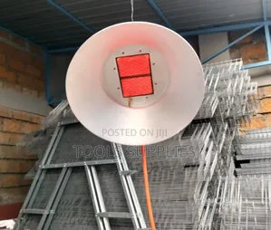 Brand New Gas Brooder Set for 2000 Birds