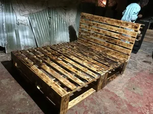 Pallet Bed with Drawers