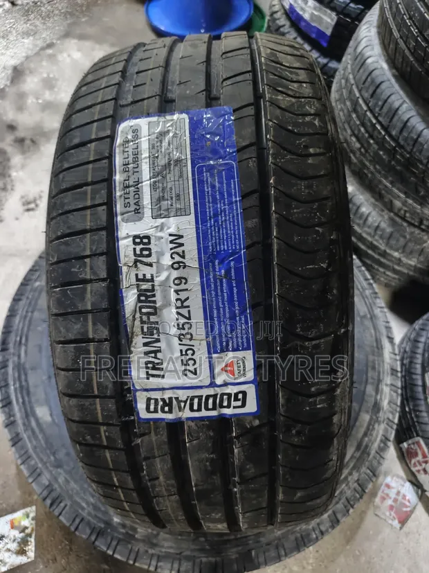255/35ZR19 Goddard Performance Tyres - 1