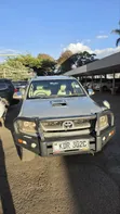 Toyota Hilux 2009 Silver - 4