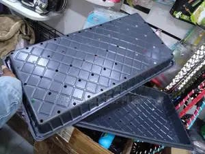 Reusable Hydroponic Trays with Holes