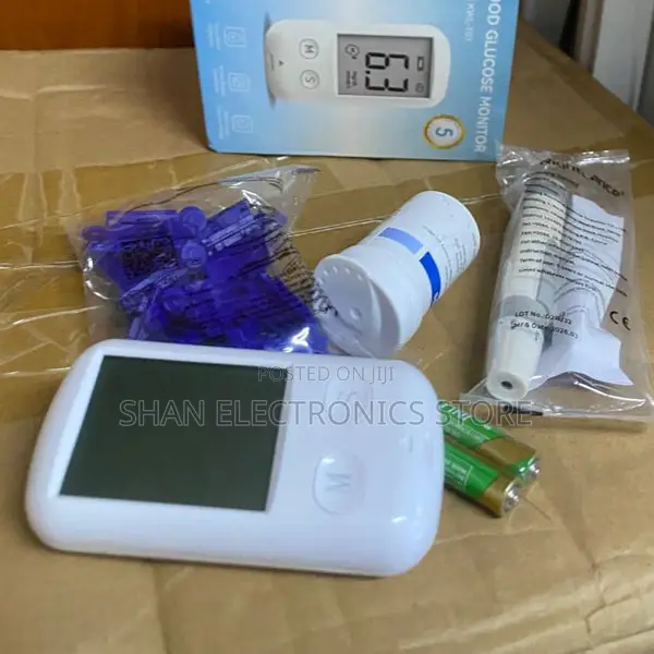 Easy Read Screen T01 Blood Glucose Monitor - 1