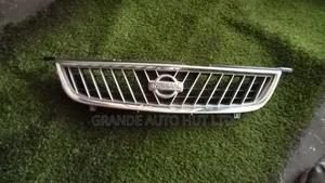 Nissan Sunny B14 Grill