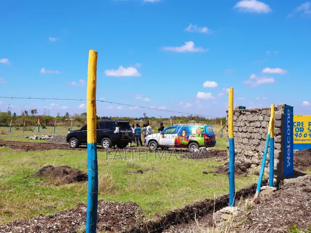 Vipande vya Ardhi Juja Farm Vikiwa na Huduma - 1