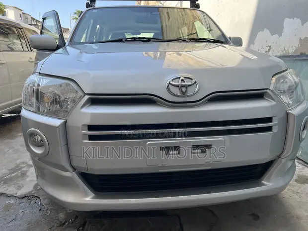 Toyota Succeed 2022 - 1