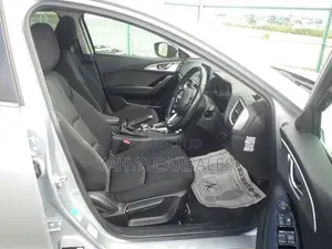 Mazda Axela 2019 Silver