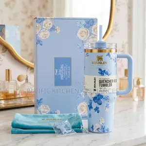 Stanley Quencher H2.0 Flowstate Tumbler - Floral Blue