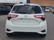 Toyota Vitz 1.0 FWD 5dr 2019 Nyeupe - 2