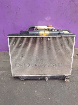 Nissan Caravan E25 Radiator (ZD30 Engine, Automatic)
