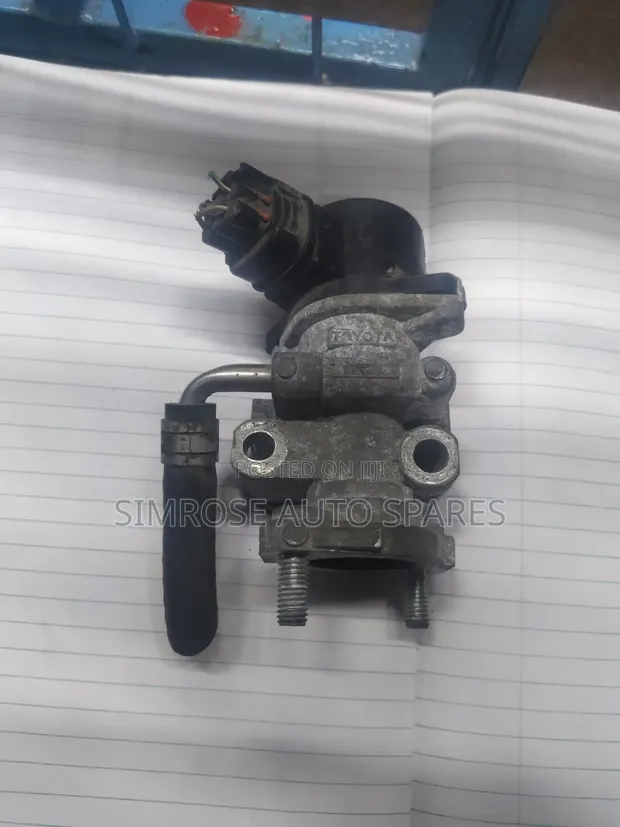 Toyota EGR Valve for Noah, Fielder, Camry - 1