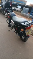 Bajaj Boxer 125 2021 Nyeusi - 5