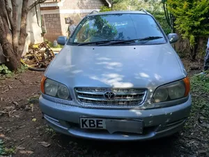 Toyota Ipsum 2004 Gray
