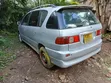 Toyota Ipsum 2004 Gray - 4