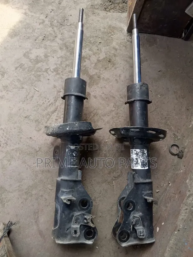 Honda Vezel Front Shock Absorbers (Used, Ex-Japan) - 1