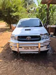 Toyota Hilux 2.5 D-4D SRX 2010 Pickup - 3