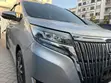 Toyota Esquire 2019 - 3