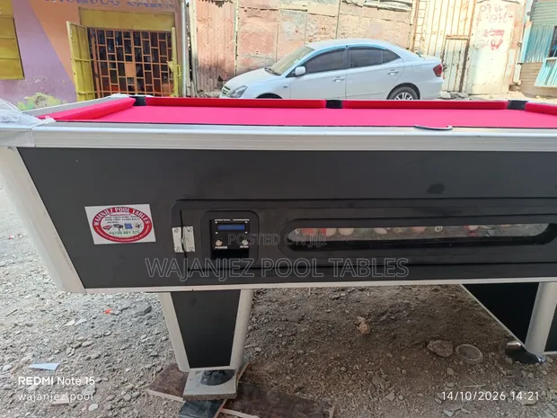Pool Table ya Biashara ya Free Play - 1