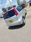 Nissan Note 2007 Nyeupe - 3