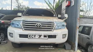 Toyota Land Cruiser 4.5 V8 VXR 2013