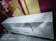 Kisimamio cha TV Nyeupe Kipya - 5ft - 2