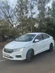 Honda Grace 1.5 Hybrid FWD 2018 White - 3