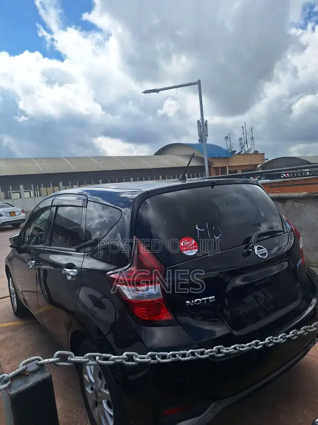 Nissan Note 1.2 Hybrid 2019 Blue - 1