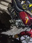 TVS HLX Plus ES 2020 Nyeusi - 2