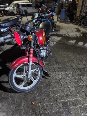 TVS HLX Plus ES 2020 Red