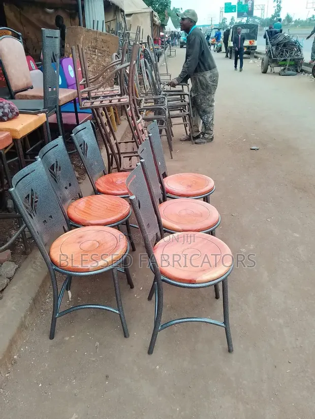 Kiti cha Baa cha Metali - Kipya Kabisa - 1