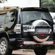 Mitsubishi Pajero Rear Roof Spoiler - Muonekano Mzito wa 4x4 - 1