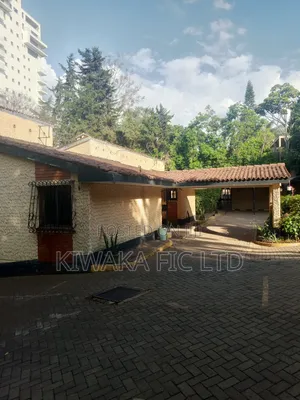 7 Bedroom House for Rent in Lavington, Riverside Drive