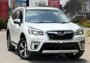 Subaru Forester 2019 Nyeupe