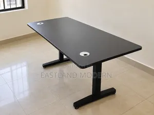 Meza Nyeusi ya Mkutano Inayoweza Kurekebishwa kwa Umeme