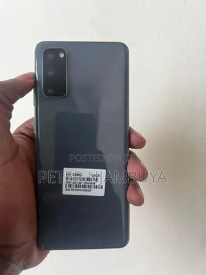 Samsung Galaxy S20 FE 5G 128GB Nyeusi