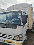 Isuzu NPR Food Truck 4.3L Diesel - 1