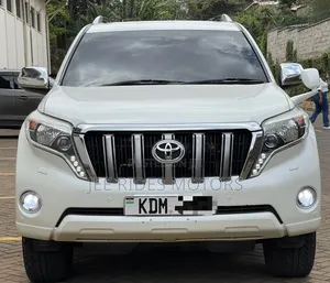 Toyota Land Cruiser Prado TXL 2016