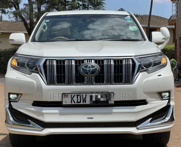 Toyota Land Cruiser Prado 2018 Pearl - 1