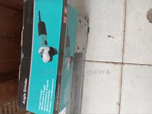 Makita Angle Grinder 840W